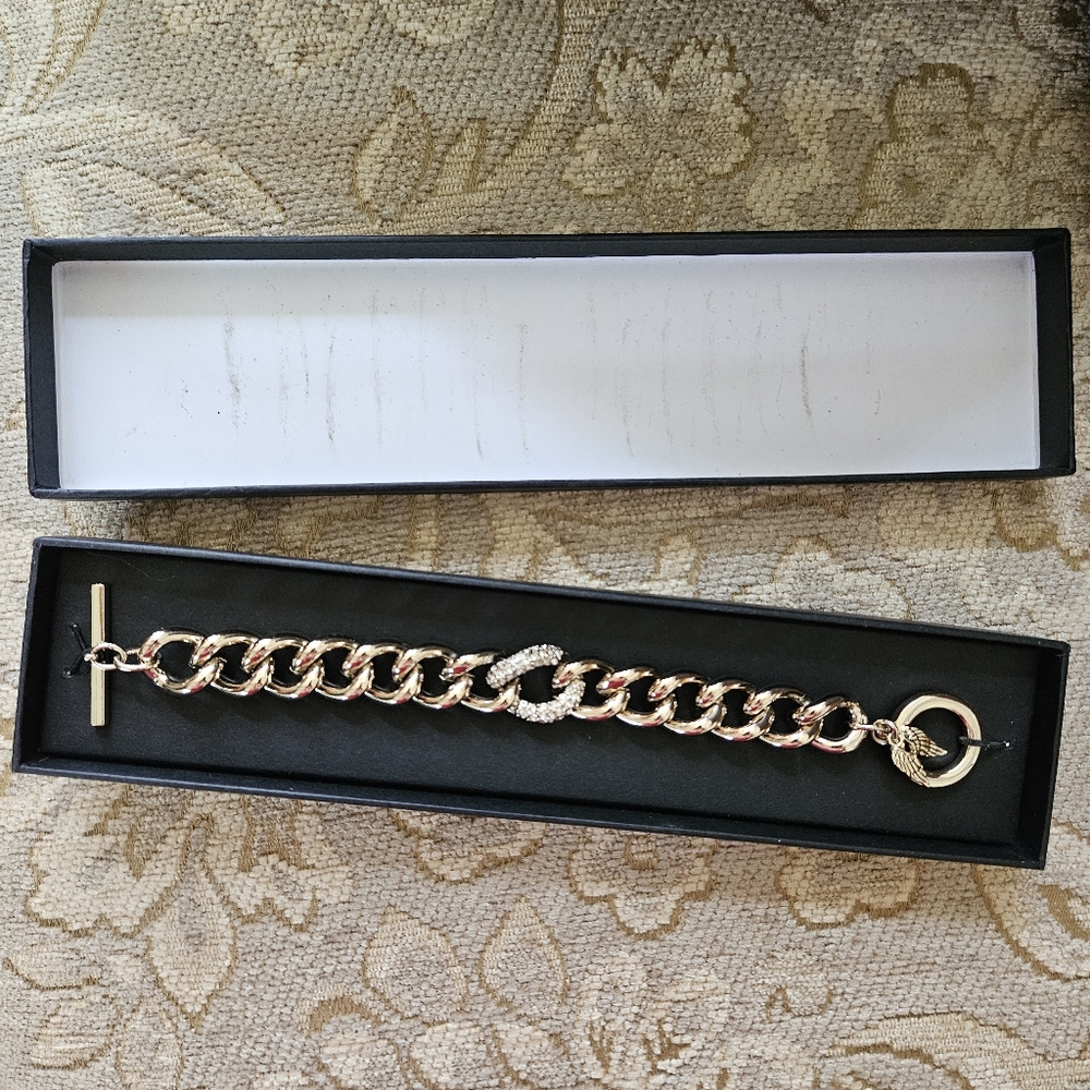 Victoria's Secret Angel Wings Chunky Toggle Close Link Bracelet